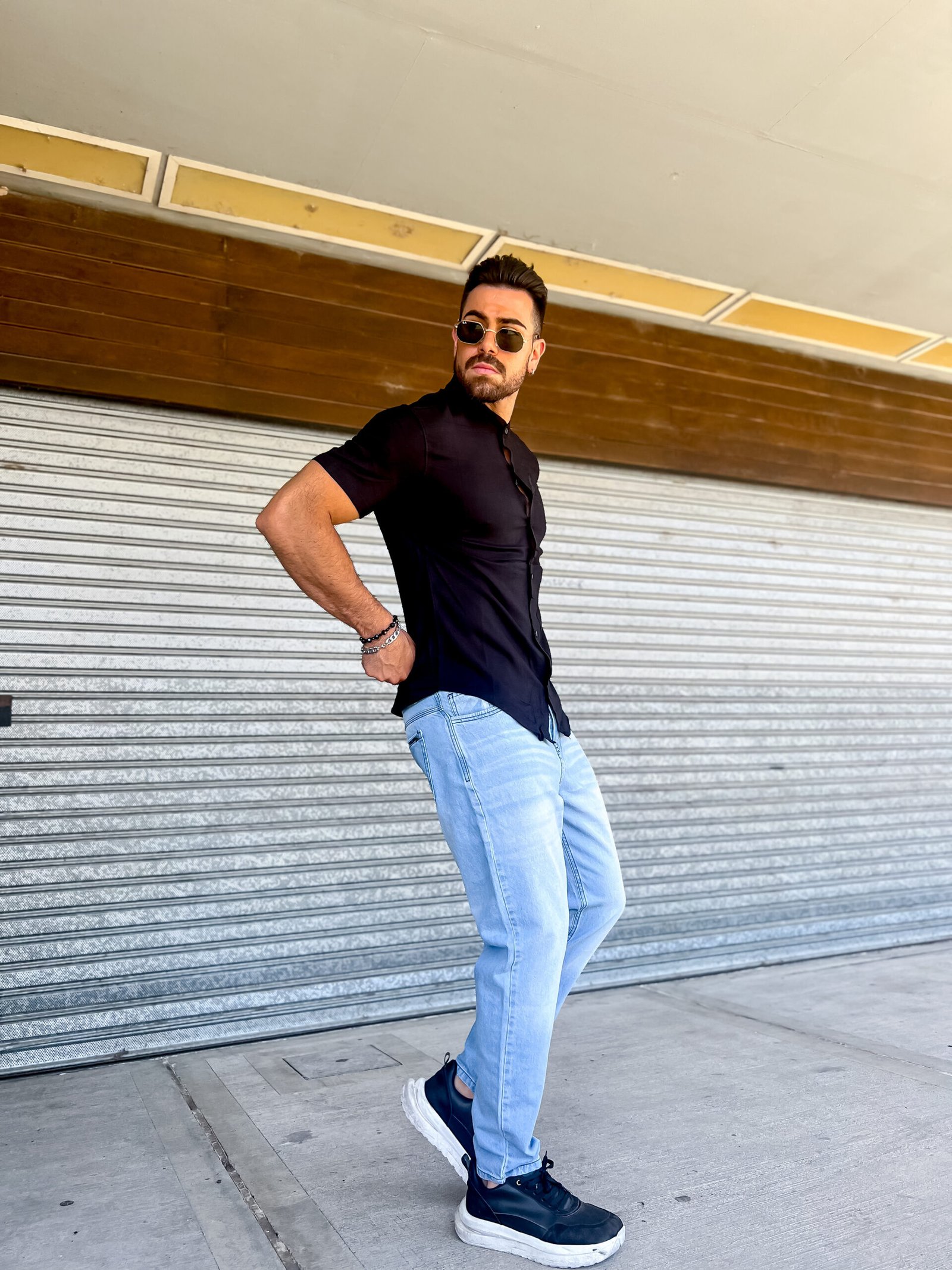 Mom Madrid - Image 2