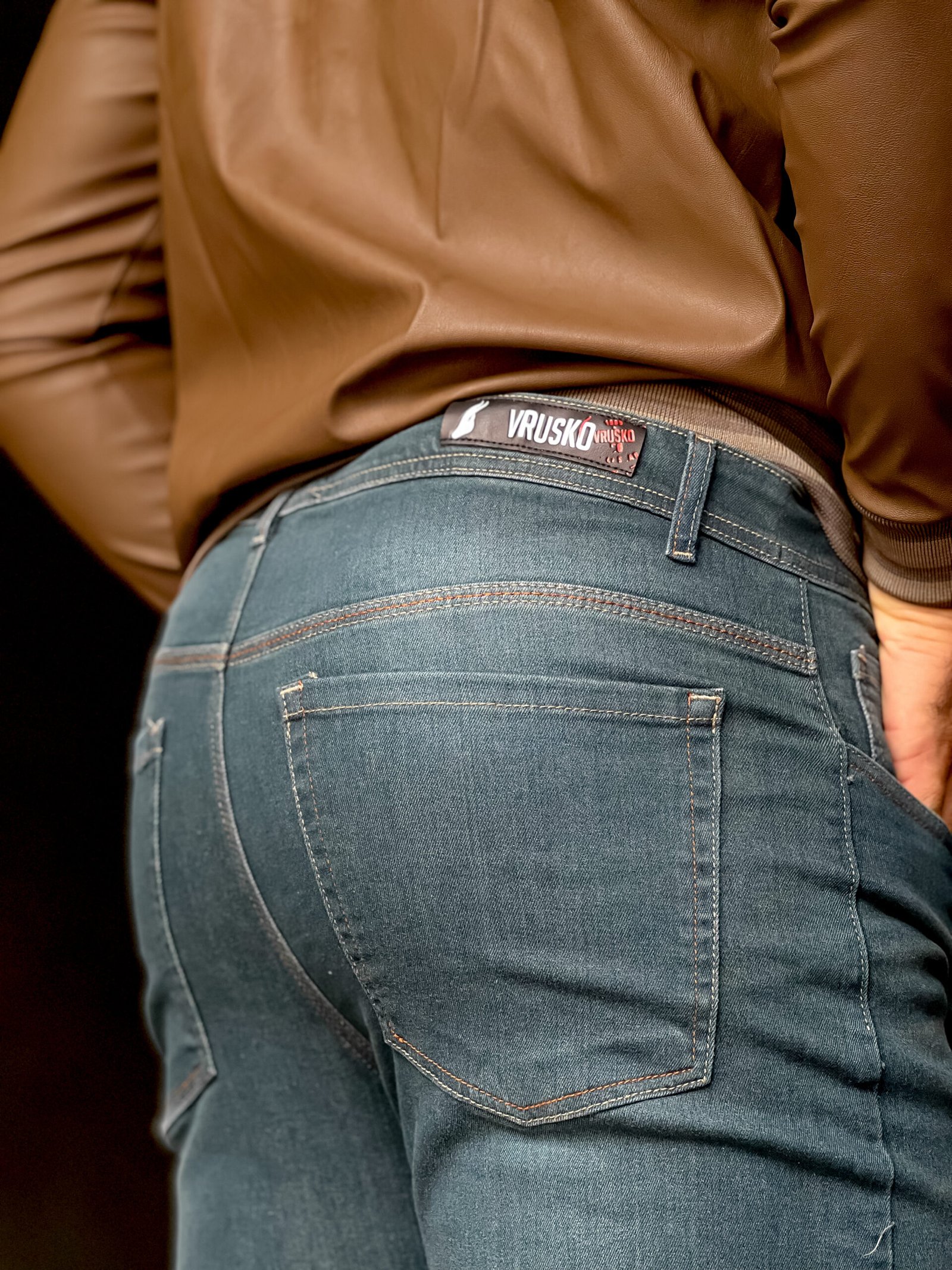 Jean Baires - Image 8