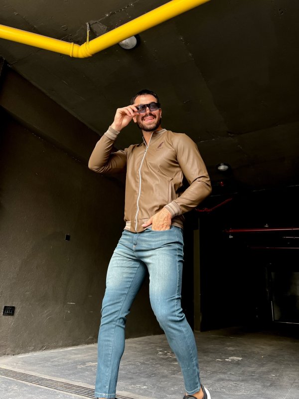 Jean Baires - Image 6