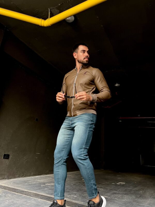Jean Baires - Image 7