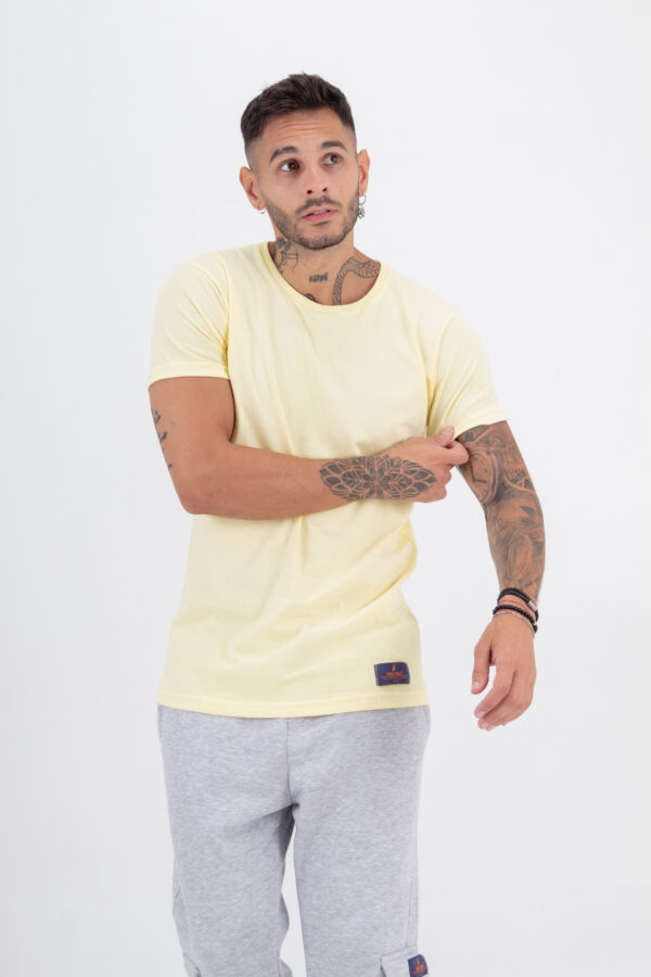 Remera Basic - Image 11