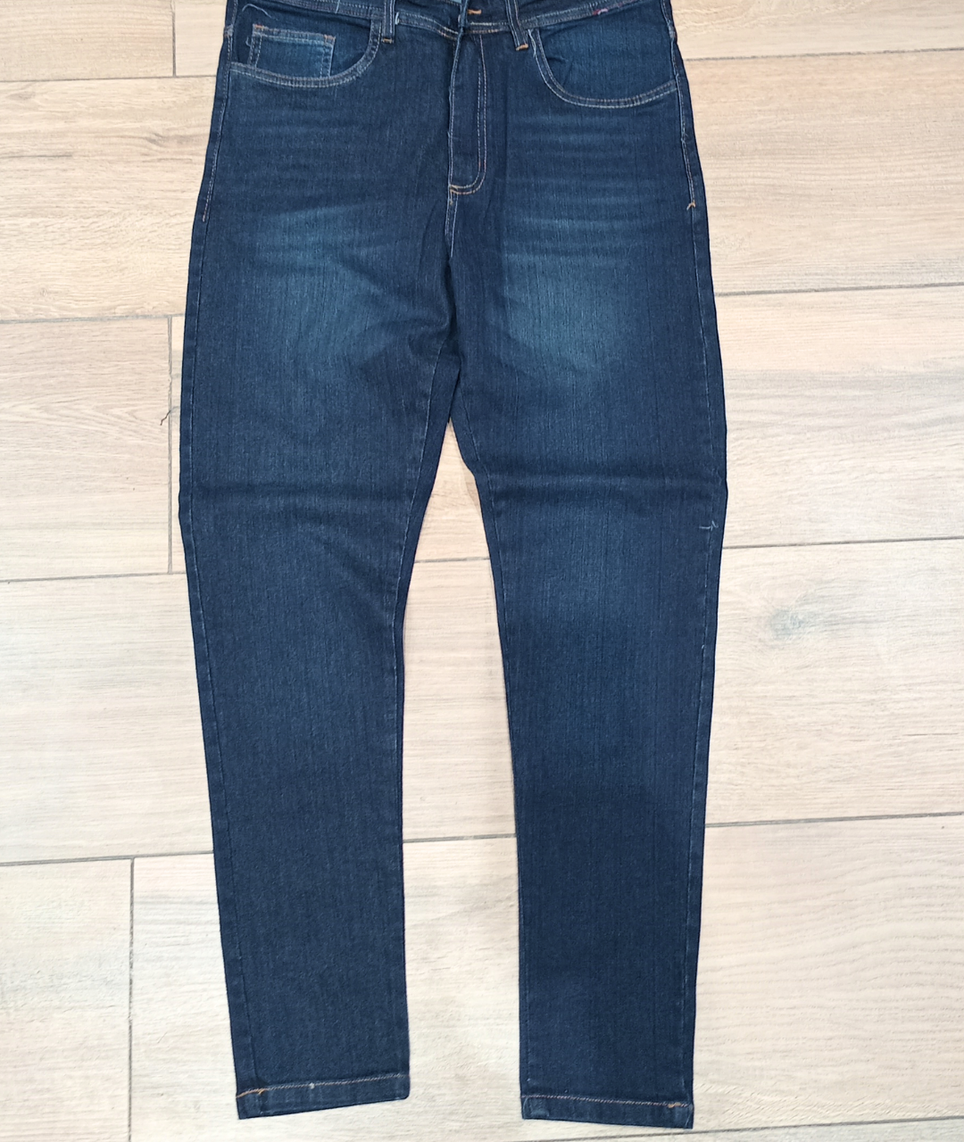 Jean Valencia - Image 3