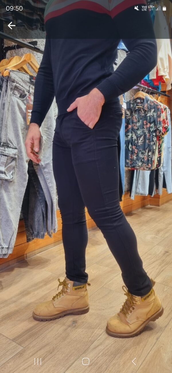 Pantalón Corte Chino - Image 6