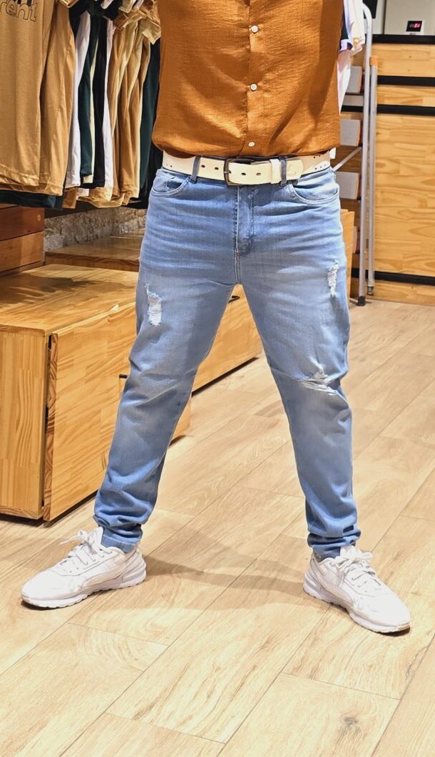 #3002 Jeans Semi Chupin elastizado "VITARTE"