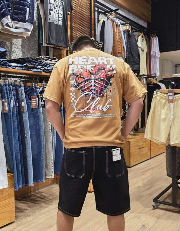 Remera Oversize "BREAK"