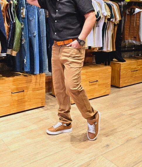 #3006 Jeans Semi Chupin Elastizado Camel