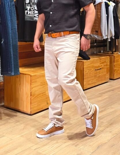 #3008 Jeans Semi Chupin Elastizado Beige